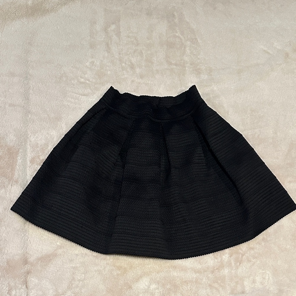 Express Black Textured Mini Bubble Skirt